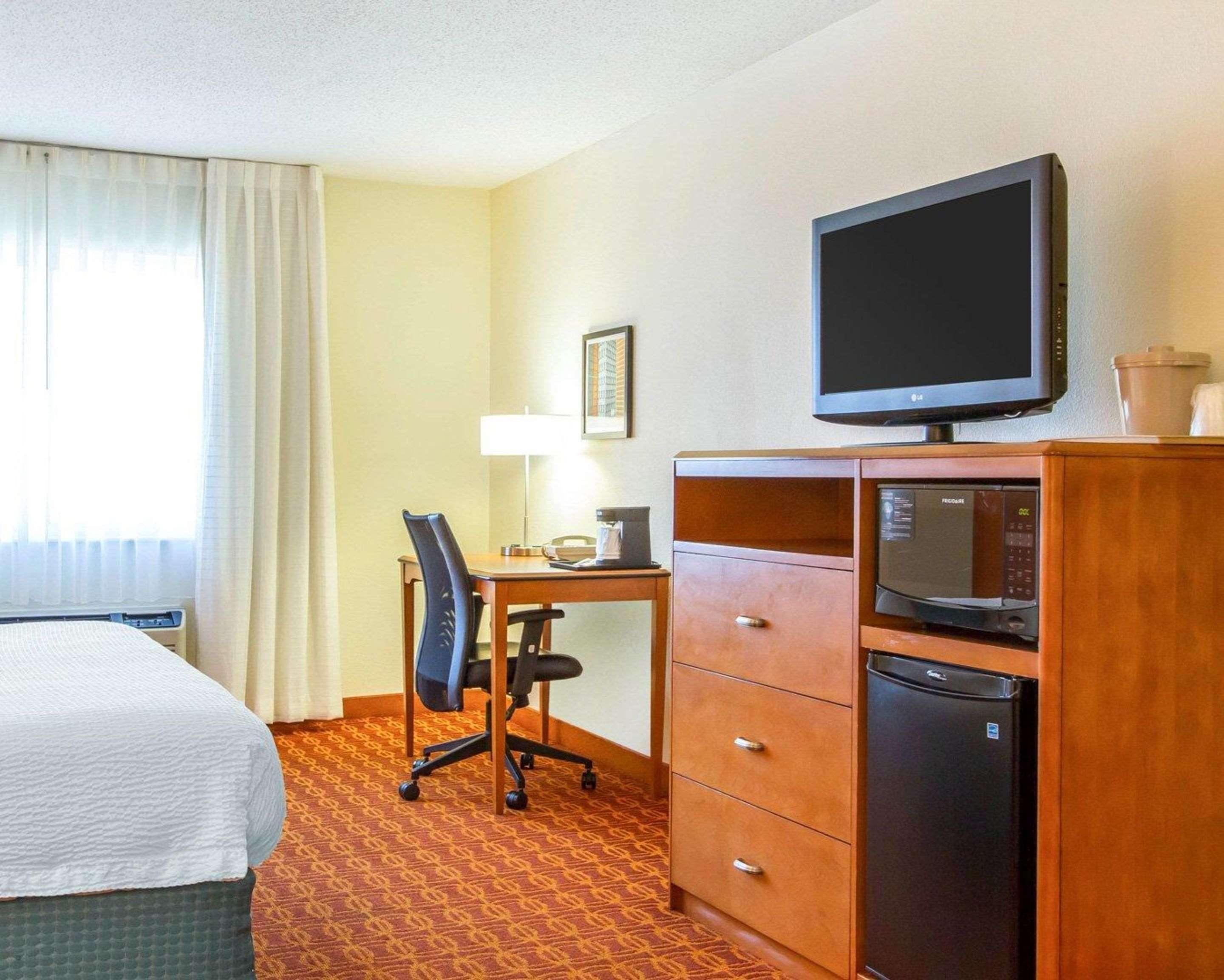 Quality Inn & Suites Keokuk North Exterior photo