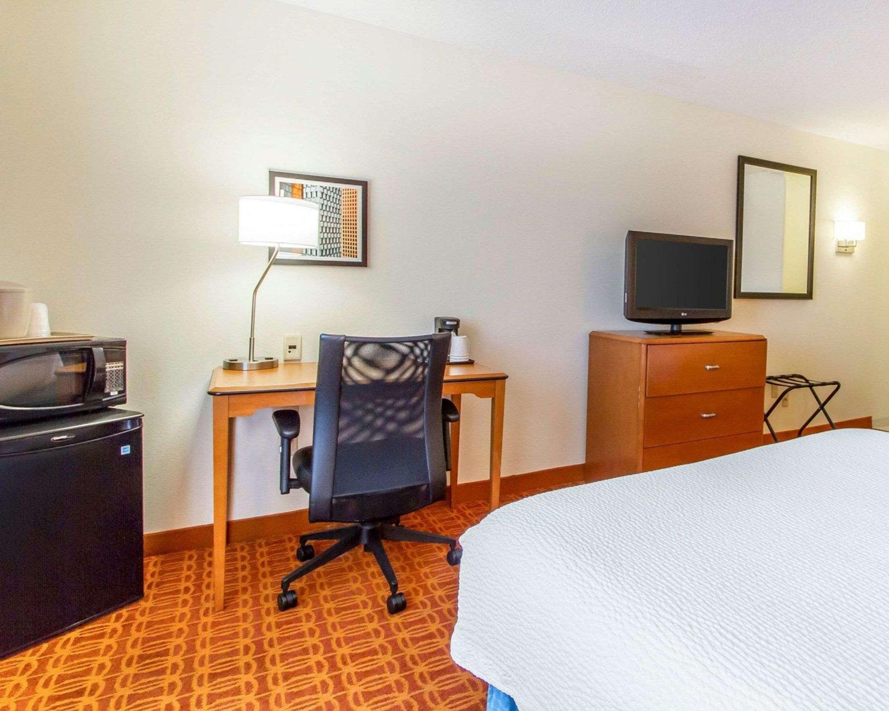 Quality Inn & Suites Keokuk North Exterior photo