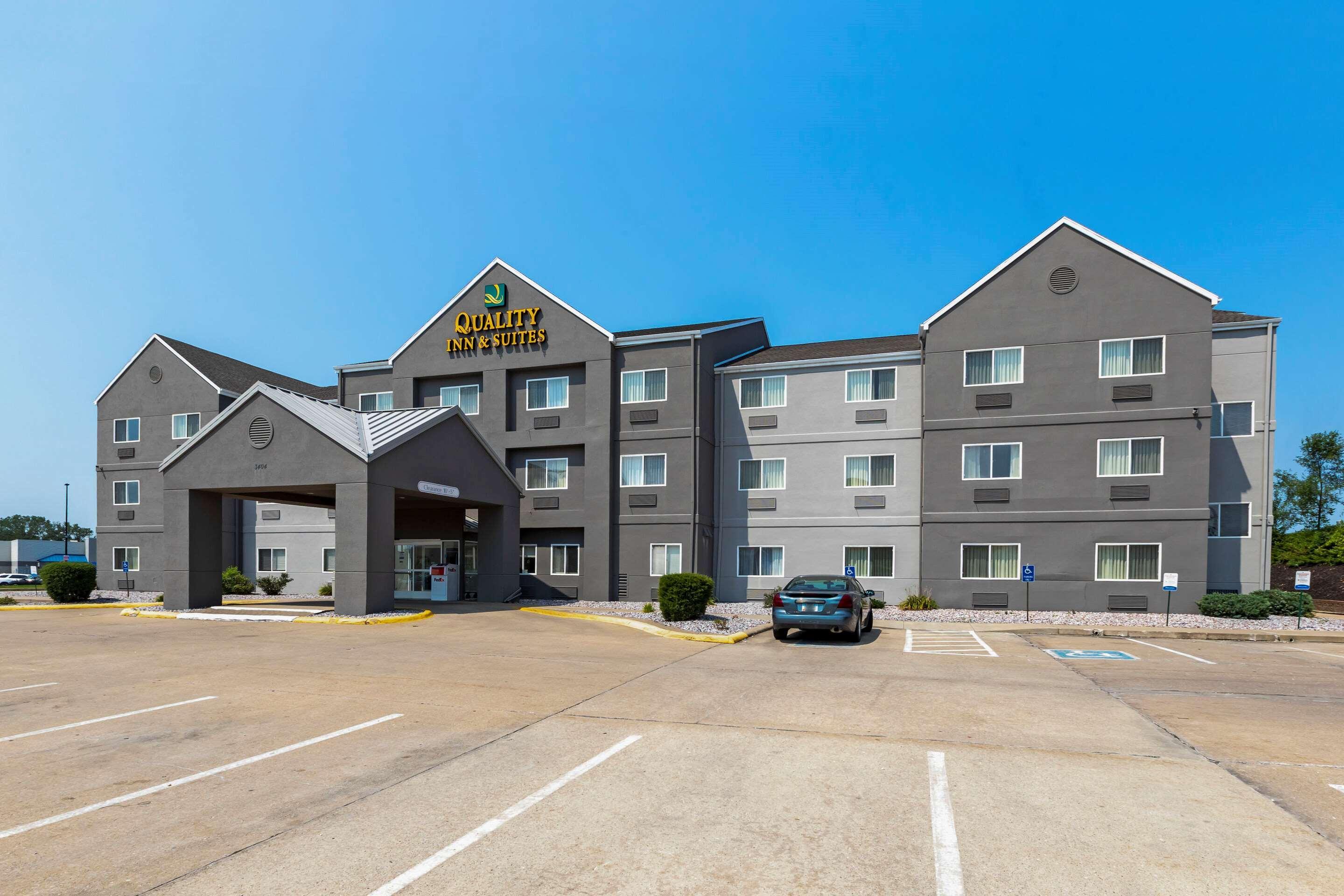 Quality Inn & Suites Keokuk North Exterior photo