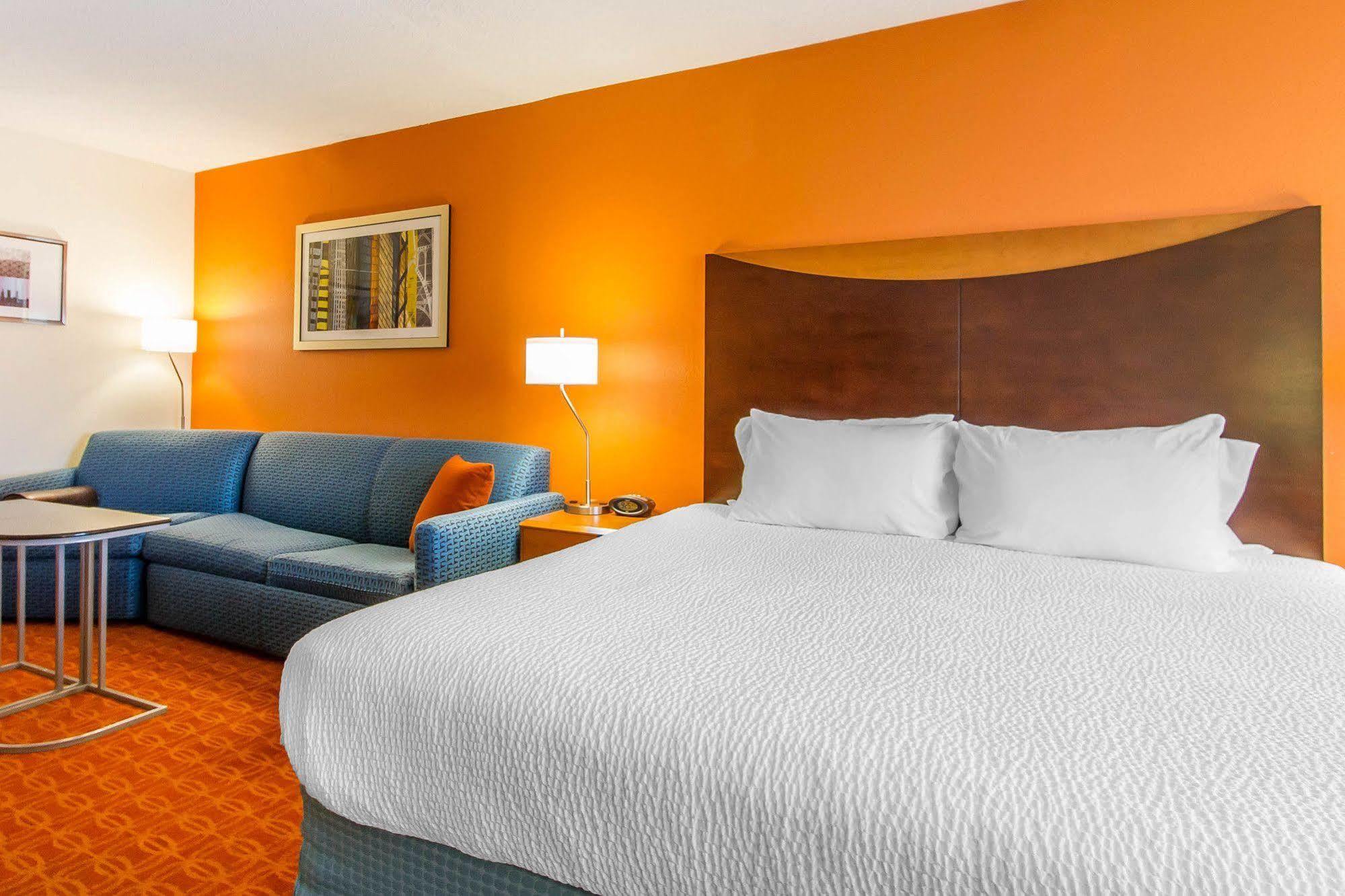 Quality Inn & Suites Keokuk North Exterior photo